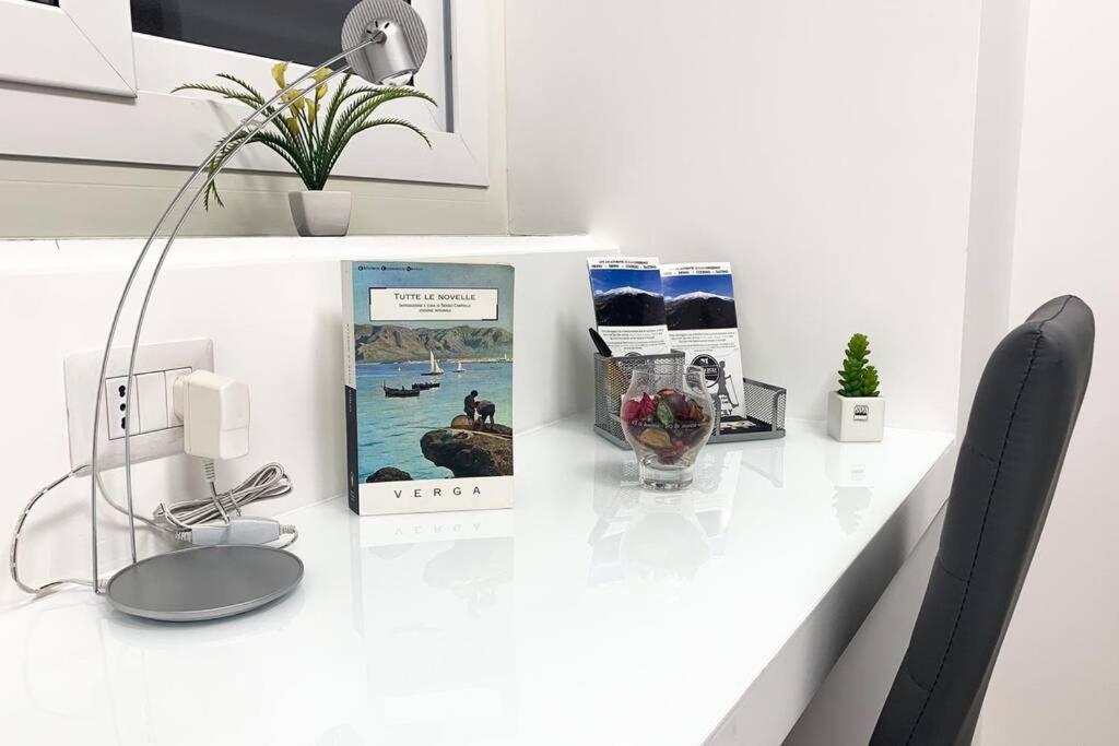 Loft Orlando 52 Apartment Catania Bagian luar foto